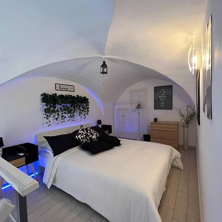 Borgo Santa Caterina - Fiera "Ventotto Holiday Home" Catánia Buitenkant foto