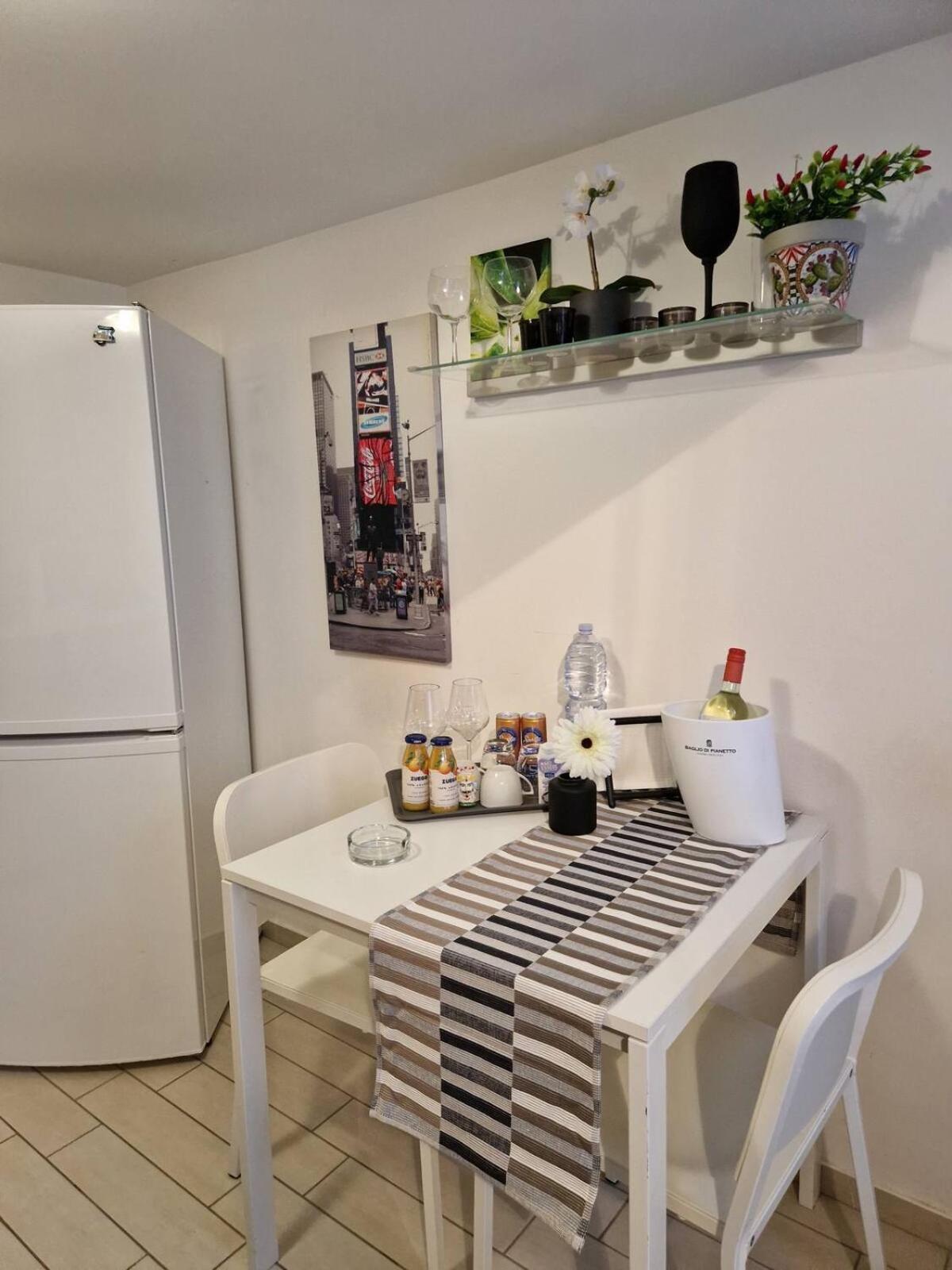 Borgo Santa Caterina - Fiera "Ventotto Holiday Home" Catánia Buitenkant foto